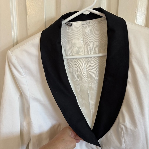 Club Monaco black and white tuxedo style blazer * accepting offers - Picture 4 of 5